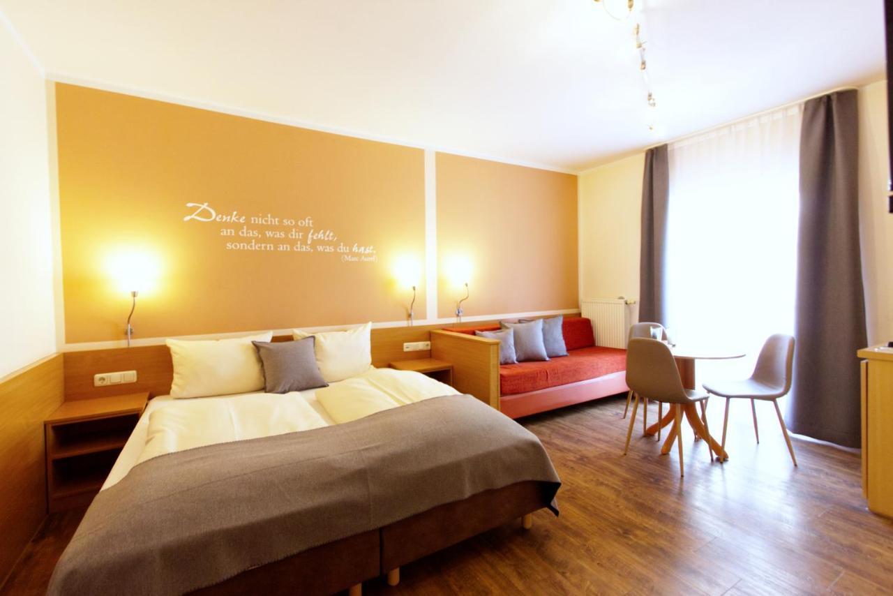 Gaestehaus Zehmerhof Bei Erding Walpertskirchen Exteriör bild